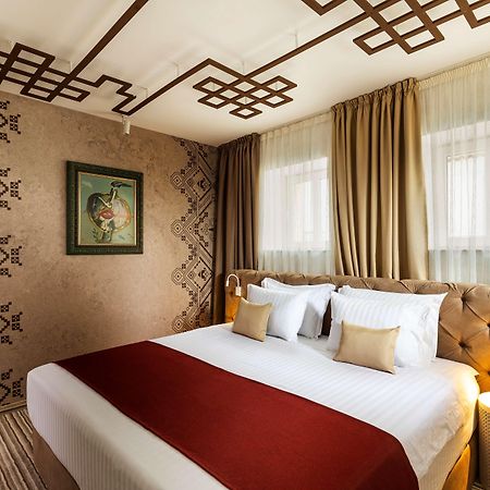 Gallery 37 Powered By Aston Plovdiv Exterior photo A bedroom at the hotel