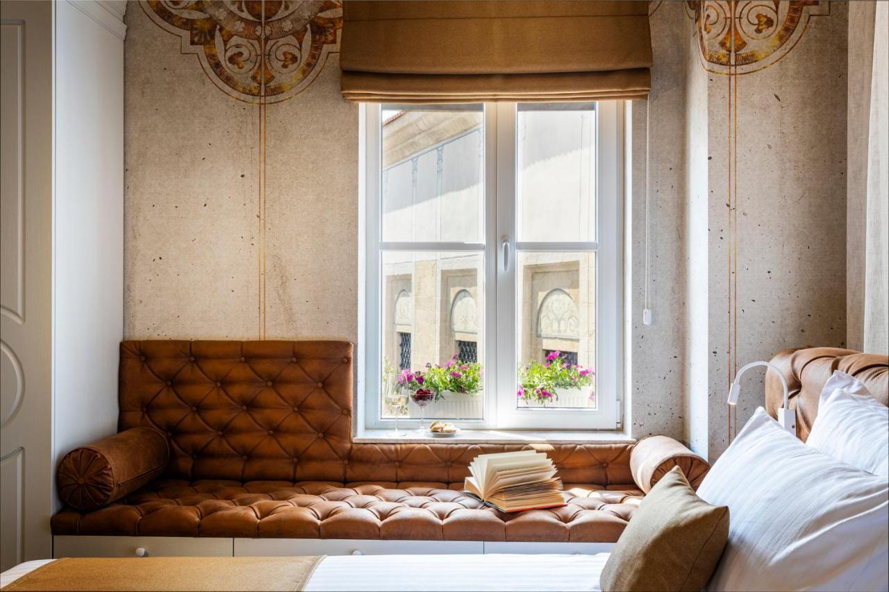 Gallery 37 Powered By Aston Plovdiv Exterior photo A room at the hotel