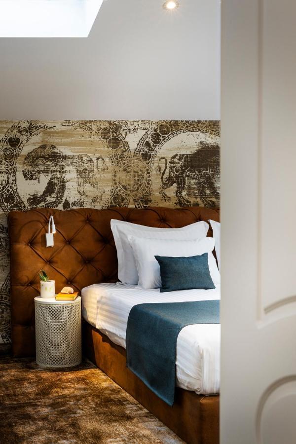 Gallery 37 Powered By Aston Plovdiv Exterior photo A bedroom at the hotel