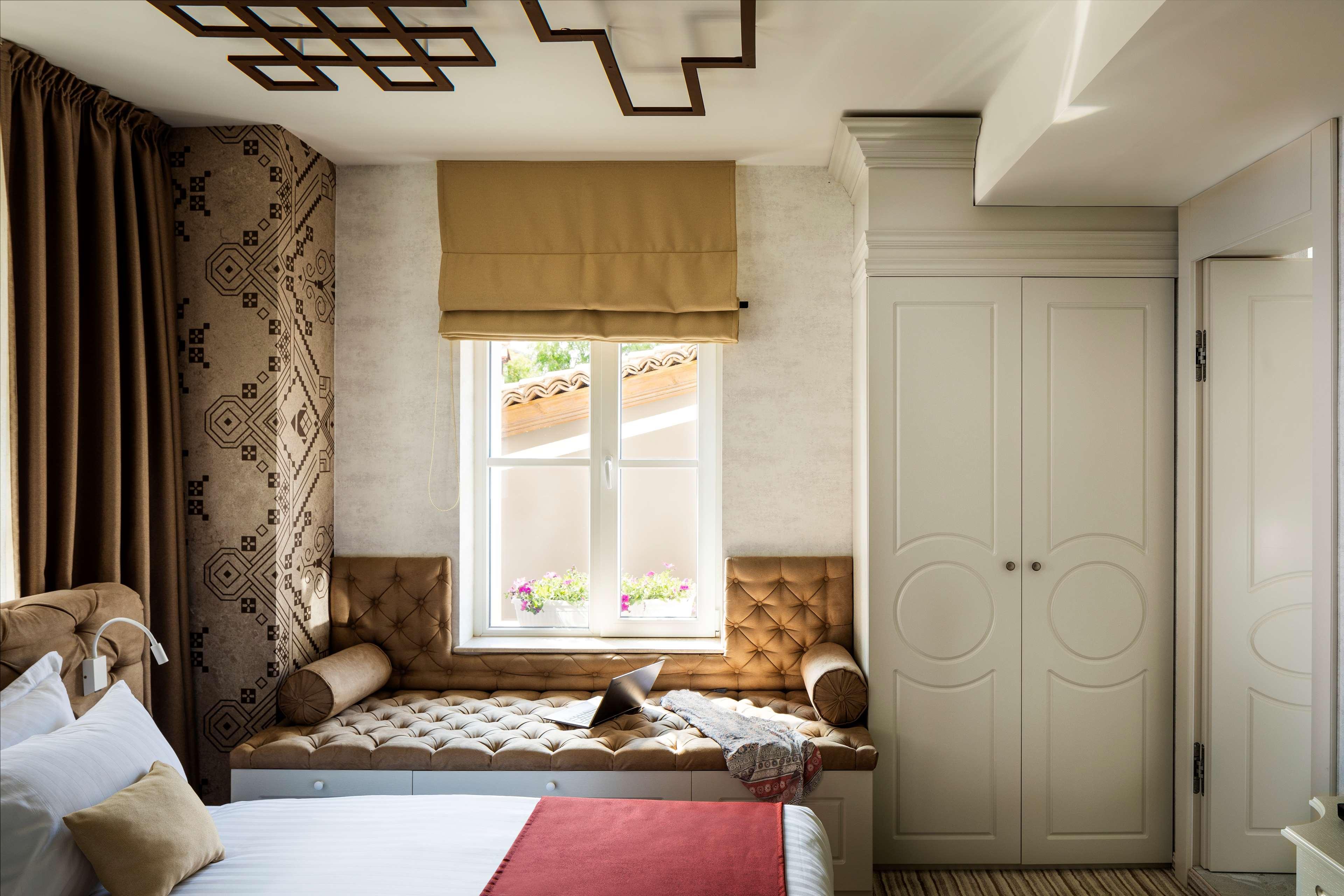 Gallery 37 Powered By Aston Plovdiv Exterior photo A bedroom at the hotel
