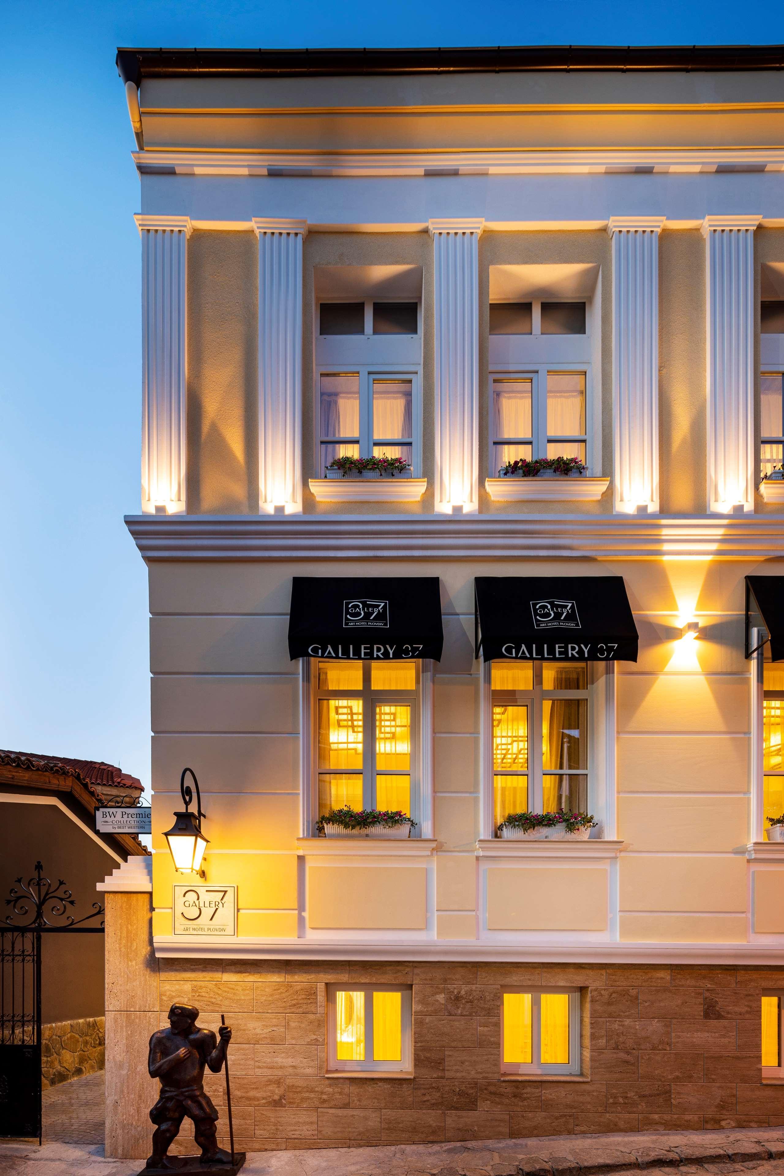 Gallery 37 Powered By Aston Plovdiv Exterior photo Gallery 37